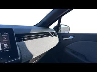 RENAULT Clio usata, con Fari LED