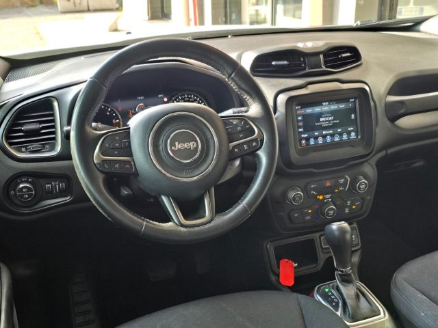 JEEP Renegade usata, con USB