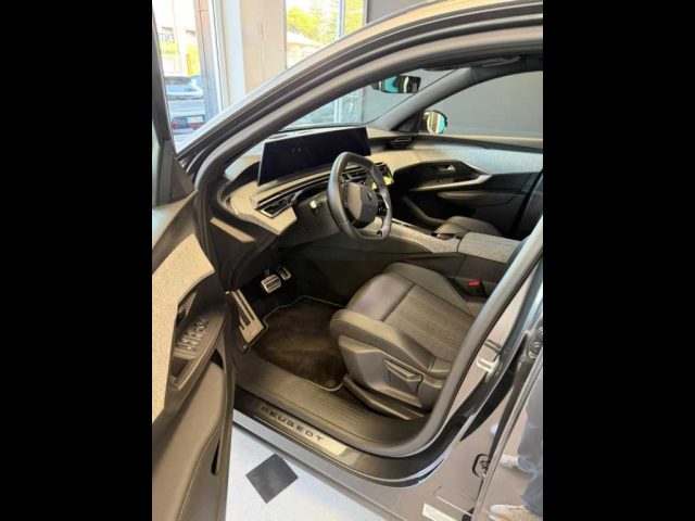 PEUGEOT 5008 usata, con Cruise Control