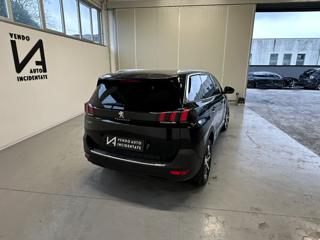 PEUGEOT 5008 usata, con Boardcomputer