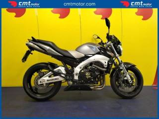 SUZUKI GSR 600
