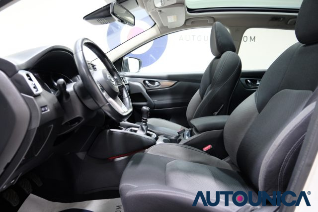 NISSAN Qashqai usata, con Touch screen