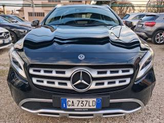 MERCEDES-BENZ GLA 180 usata, con Airbag