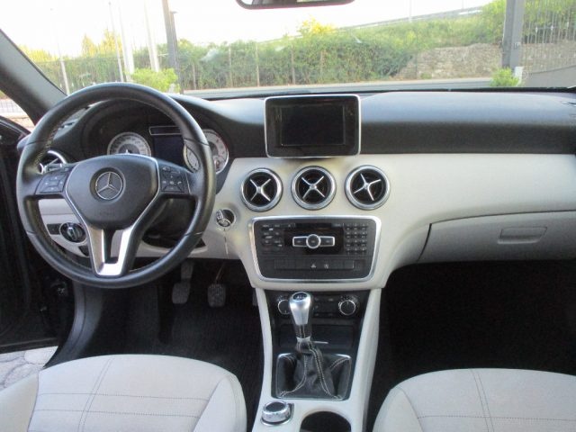 MERCEDES-BENZ A 180 usata, con Alzacristalli elettrici