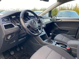 VOLKSWAGEN Touran usata, con ESP