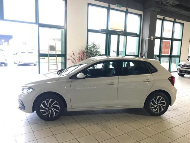 VOLKSWAGEN Polo usata, con Autoradio