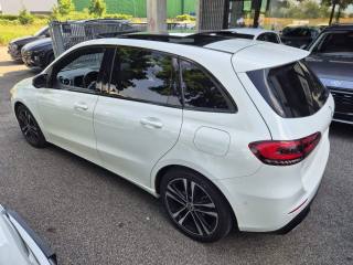 MERCEDES-BENZ B 180 usata, con Alzacristalli elettrici