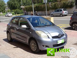 TOYOTA Yaris usata, con Airbag laterali