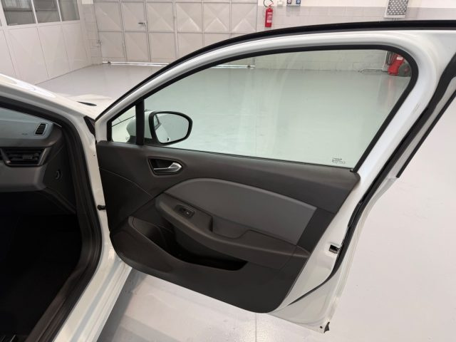 RENAULT Clio usata, con Riconoscimento dei segnali stradali