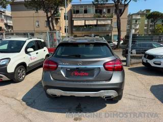 MERCEDES-BENZ GLA 200 usata, con Cerchi in lega