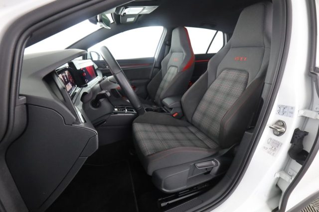 VOLKSWAGEN Golf usata 1