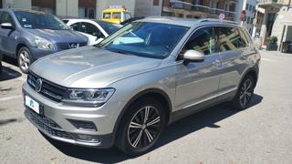 VOLKSWAGEN Tiguan usata, con Airbag