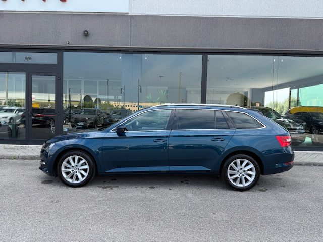 SKODA Superb usata, con Airbag Passeggero