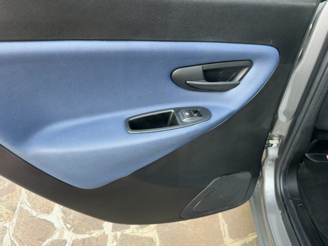 LANCIA Ypsilon usata 24