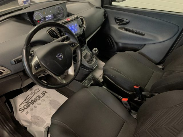 LANCIA Ypsilon usata, con Controllo trazione