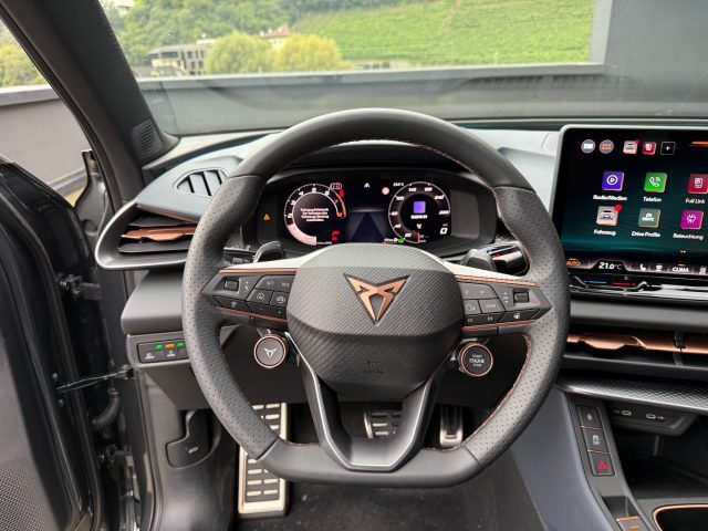 CUPRA Terramar usata, con Boardcomputer
