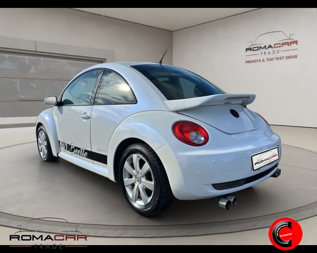 VOLKSWAGEN New Beetle usata, con Autoradio
