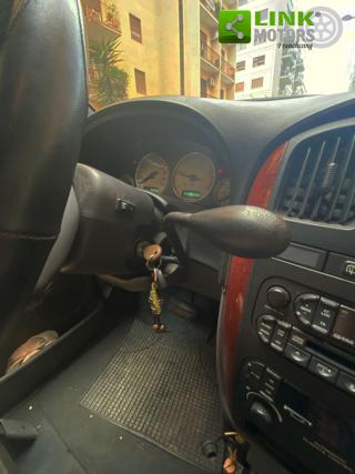 CHRYSLER Voyager usata, con Cruise Control