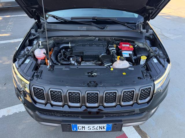 JEEP Compass usata, con Sedile posteriore sdoppiato