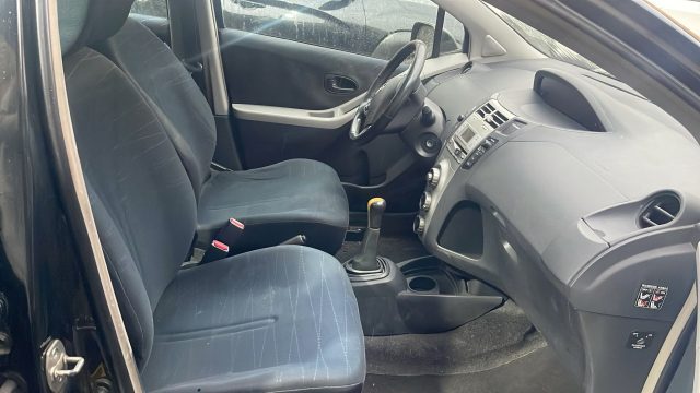 TOYOTA Yaris usata, con Climatizzatore