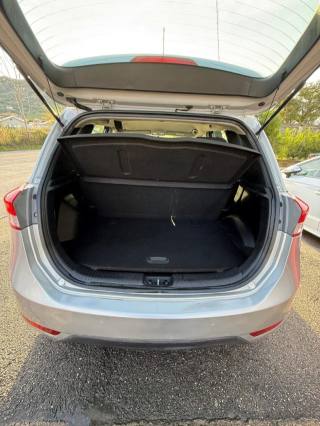 HYUNDAI iX20 usata, con Specchietti laterali elettrici