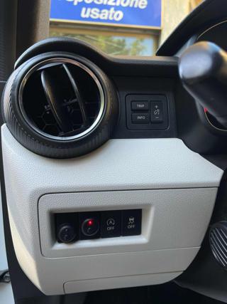 SUZUKI Ignis usata, con Chiusura centralizzata