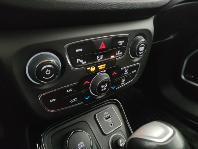 JEEP Compass usata, con Servosterzo