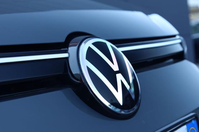 VOLKSWAGEN Golf usata, con Controllo elettronico della corsia