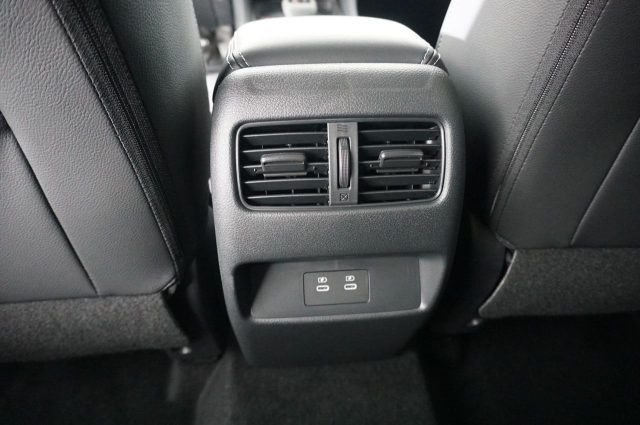 NISSAN Qashqai usata, con Luci diurne LED