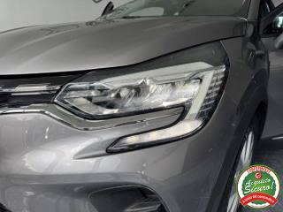 RENAULT Captur usata, con USB