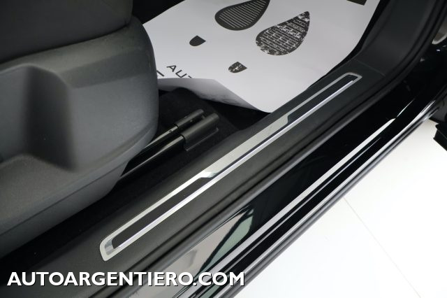 VOLKSWAGEN Tiguan usata, con Sensori di parcheggio posteriori