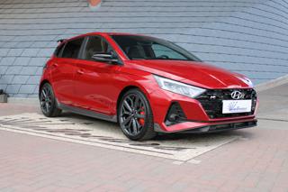 HYUNDAI i20 usata, con Airbag