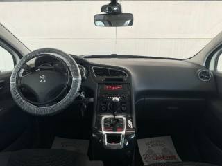 PEUGEOT 5008 usata, con Tetto panorama