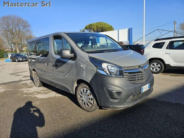 OPEL Vivaro usata 9