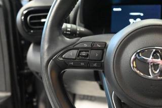 TOYOTA Yaris Cross usata 42