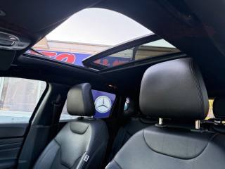 JEEP Compass usata, con Autoradio digitale