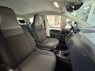 VOLKSWAGEN up! usata, con Sensori di parcheggio posteriori