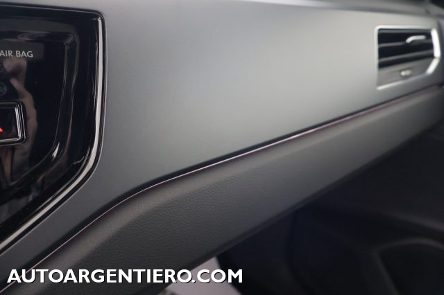 VOLKSWAGEN Taigo usata, con Leve al volante