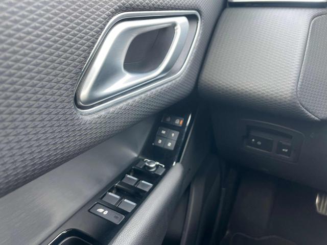 LAND ROVER Range Rover Velar usata, con Climatizzatore