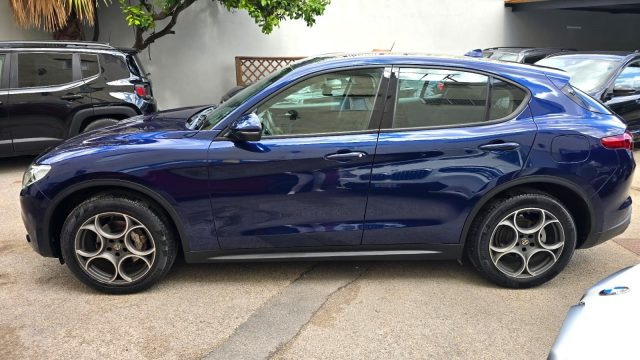 ALFA ROMEO Stelvio usata, con Cerchi in lega