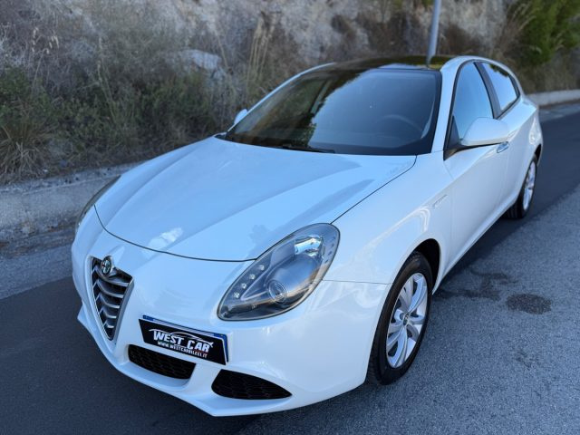 ALFA ROMEO Giulietta usata, con Volante in pelle