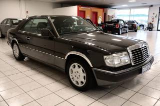 MERCEDES-BENZ E 300 usata, con Chiusura centralizzata