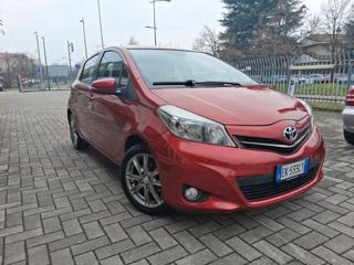 TOYOTA Yaris usata, con Cerchi in lega