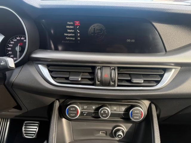 ALFA ROMEO Stelvio usata, con Cronologia tagliandi