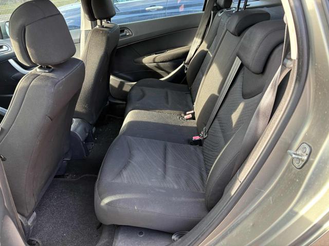 PEUGEOT 308 usata, con Alzacristalli elettrici