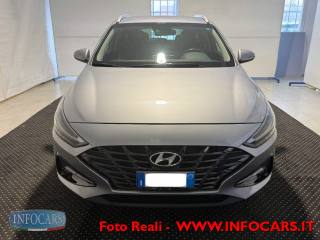 HYUNDAI i30 usata, con Volante in pelle