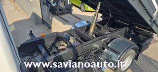 NISSAN  usata 4