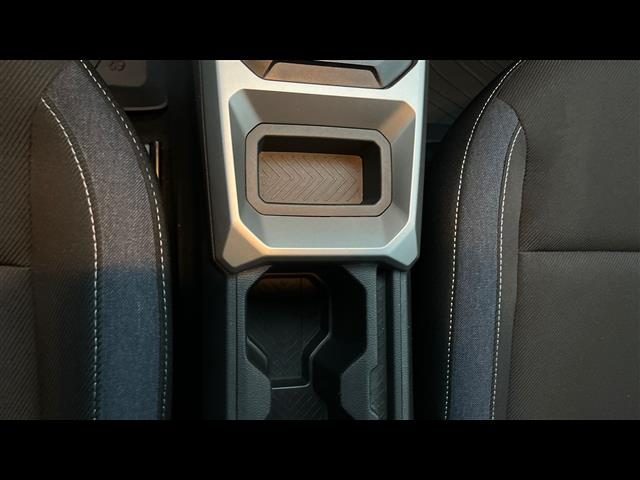 DACIA Duster usata, con Sensori di parcheggio posteriori