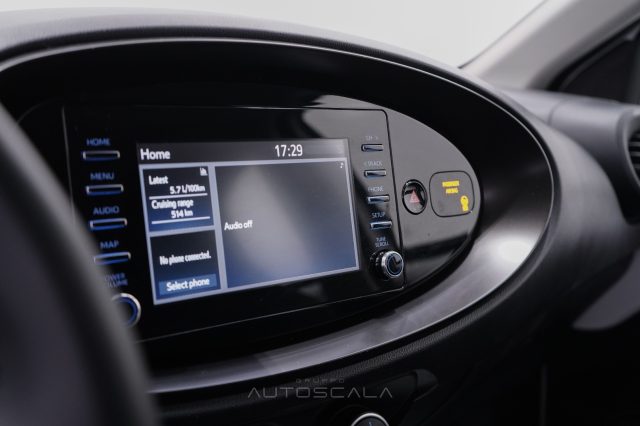 TOYOTA Aygo X usata, con Luci diurne LED
