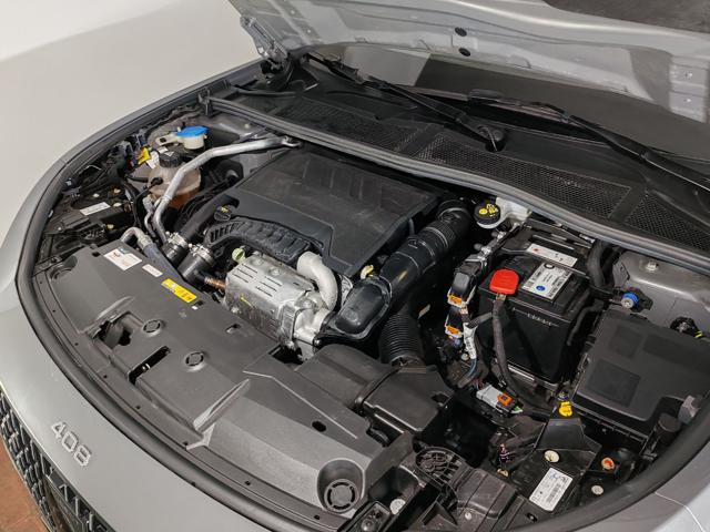 PEUGEOT 408 usata, con USB
